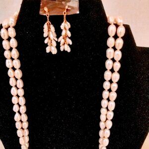NEW 32 INCH FRESHWATER PEARL NECKLACE + MATCHING DROP EARRINGS